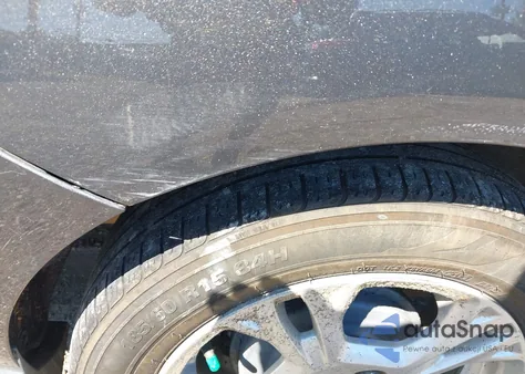 2015 Ford Fiesta Se из США, поврежденный, VIN 3FADP4BJ1FM191868